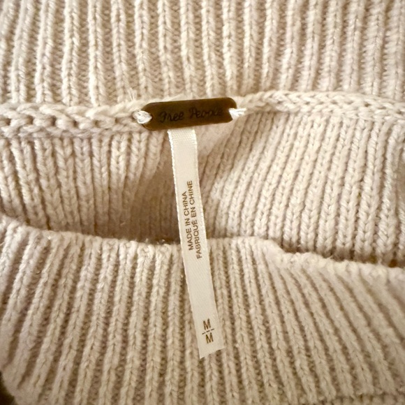 Free People sz medium Easy Street crop pullover sweater - Picture 8 of 8